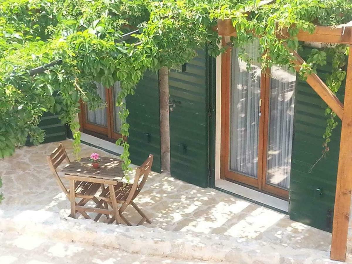 Apartamento Dvori Svetog Mihaela Šibenik Exterior foto