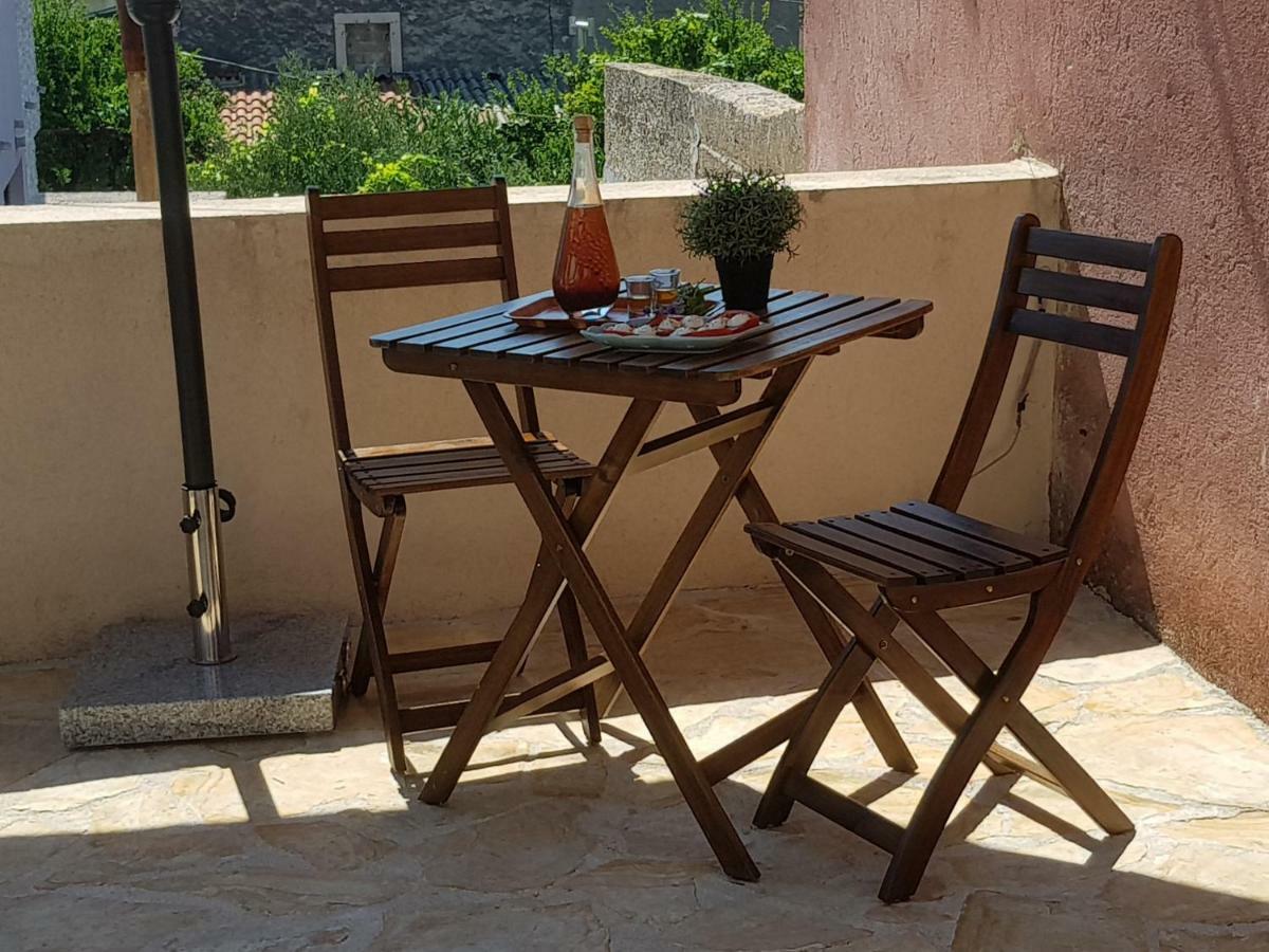 Apartamento Dvori Svetog Mihaela Šibenik Exterior foto
