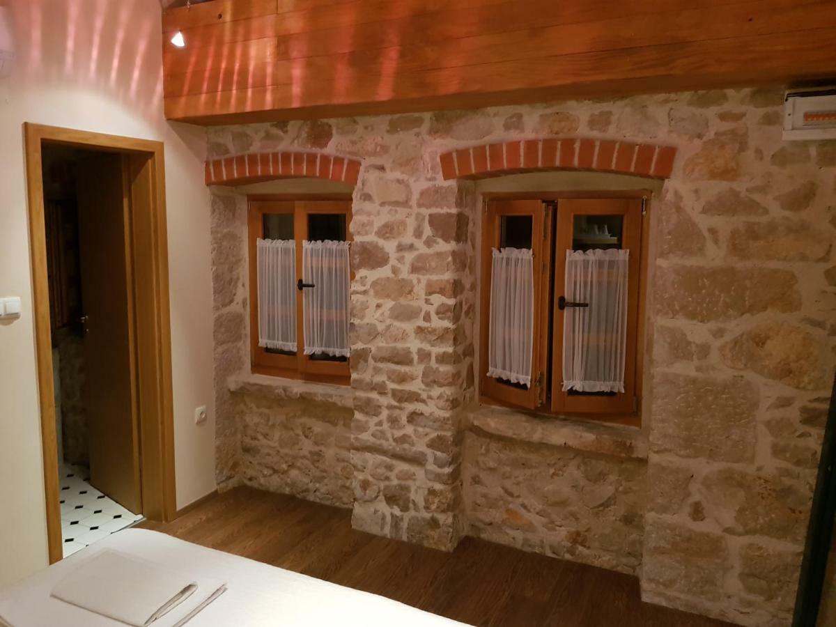 Apartamento Dvori Svetog Mihaela Šibenik Exterior foto