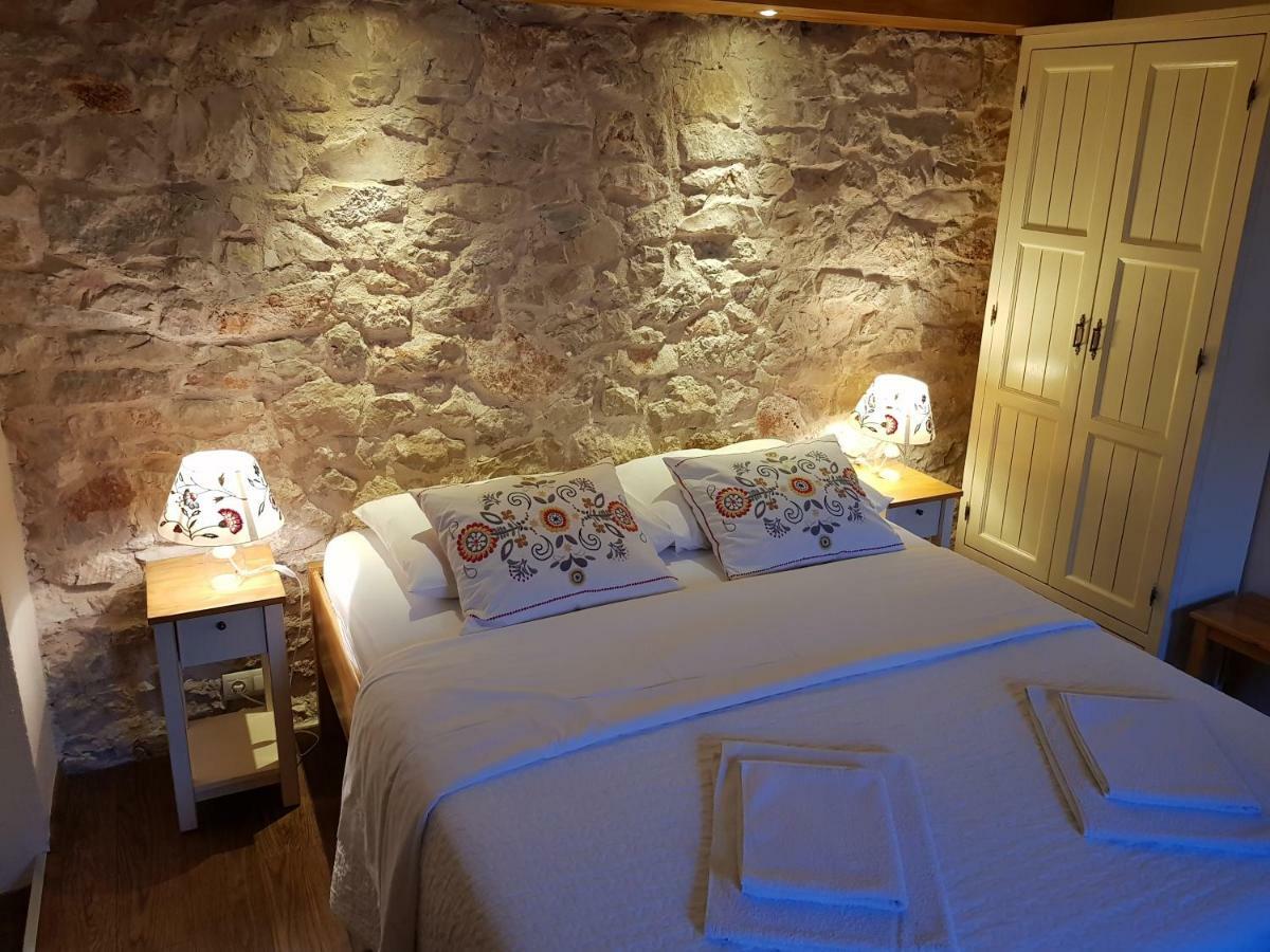 Apartamento Dvori Svetog Mihaela Šibenik Exterior foto
