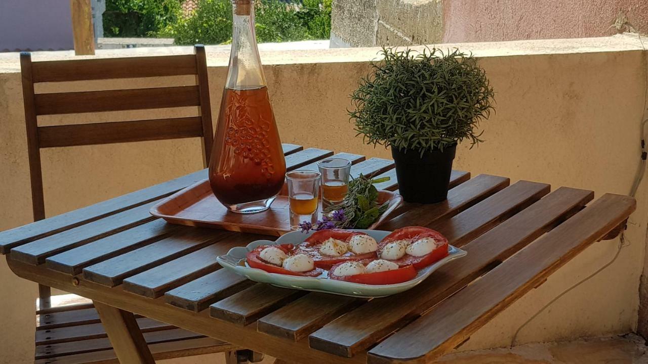 Apartamento Dvori Svetog Mihaela Šibenik Exterior foto